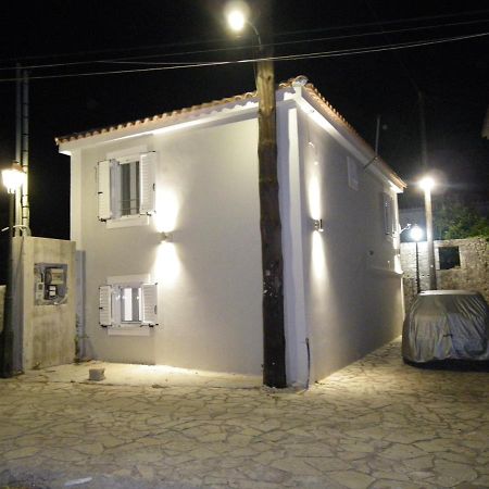 Vikou House Villa Yírion Exterior foto