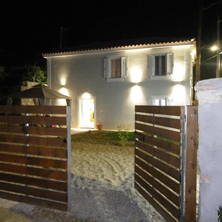 Vikou House Villa Yírion Exterior foto