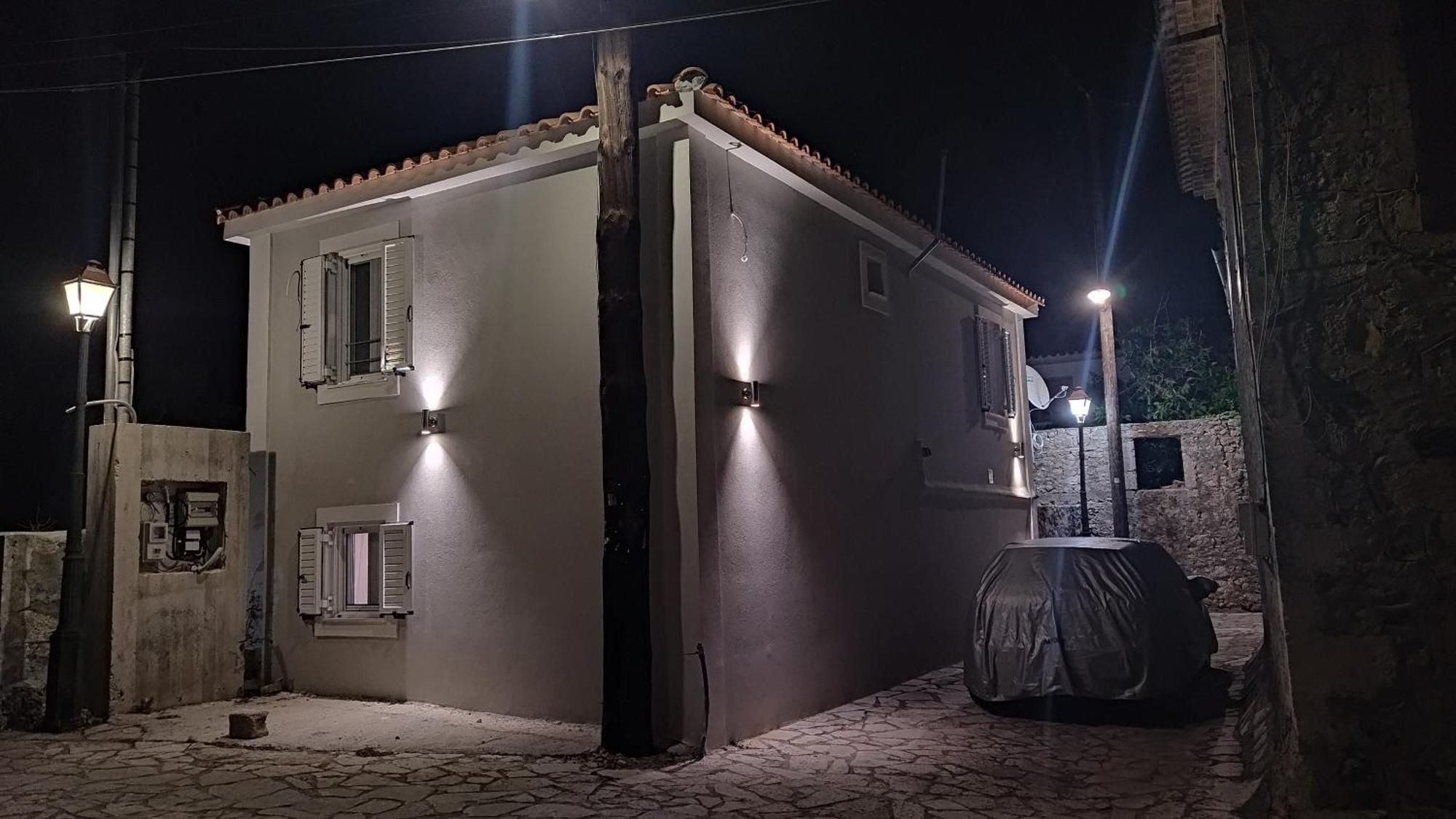 Vikou House Villa Yírion Exterior foto