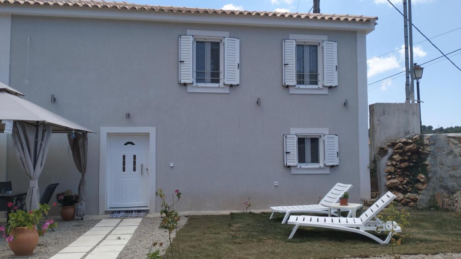 Vikou House Villa Yírion Exterior foto
